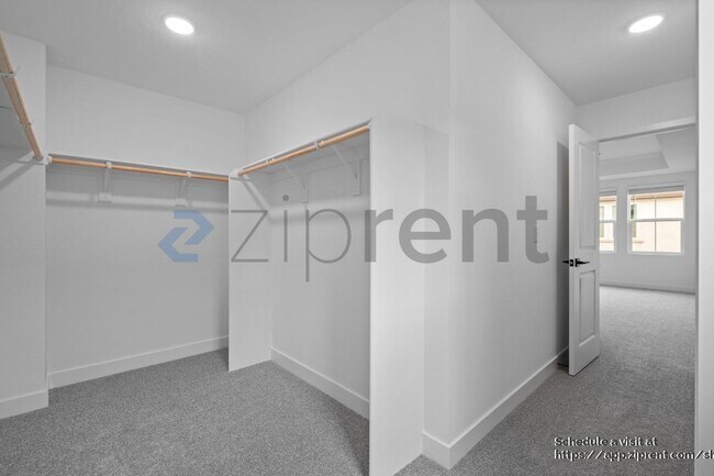 Building Photo - 365 Gold Coast Rd