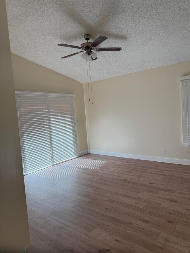 Building Photo - 21583 Villa Nova Dr