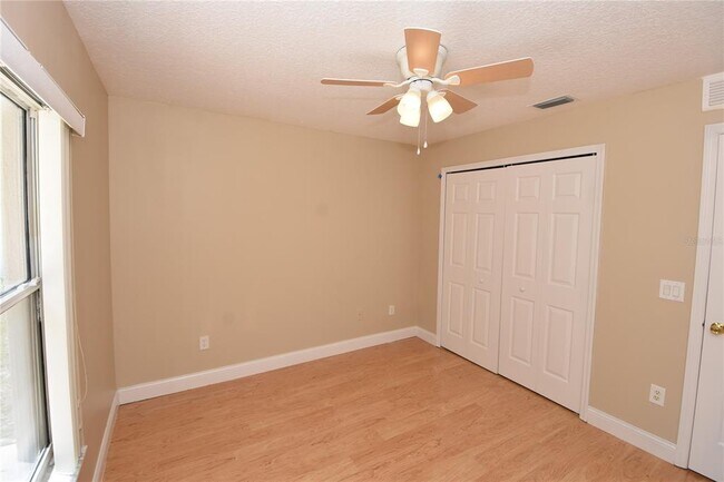 Building Photo - 16 Richland Ln