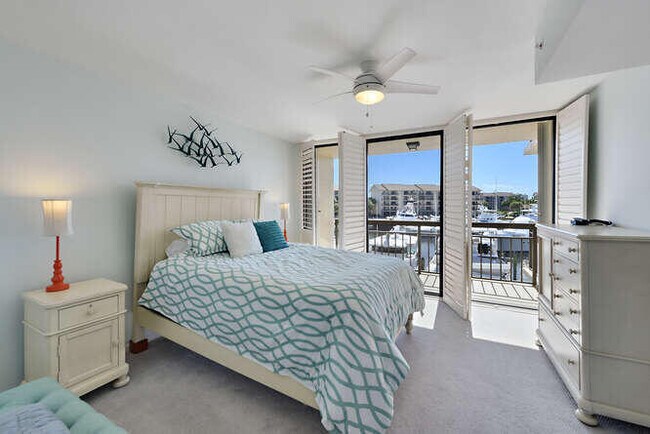 Building Photo - 2601 Marina Isle Way