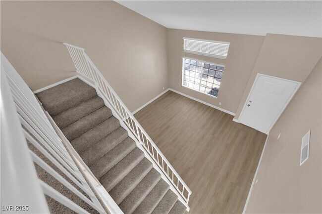 Building Photo - 2830 Belleza Ln