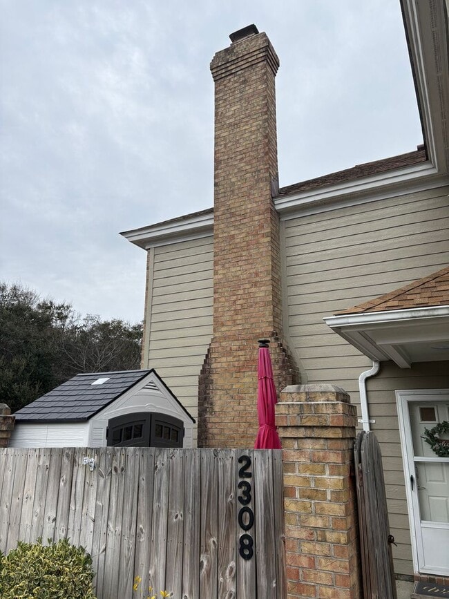 Building Photo - 2 Bedroom 2.5 Bath Home in Kitty Hawk $2150/mo