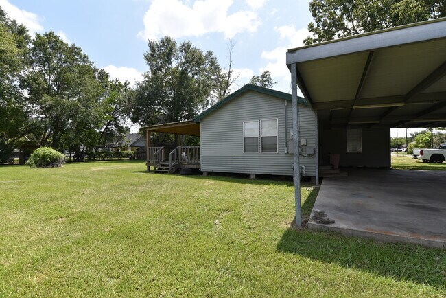 Building Photo - 1713 Ordway St