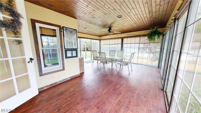 Building Photo - 44 Colony Dr