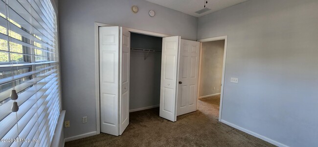Building Photo - 1716 Forest Lake Cir W