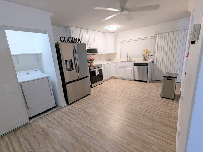 Building Photo - 3134 Edelweiss Dr