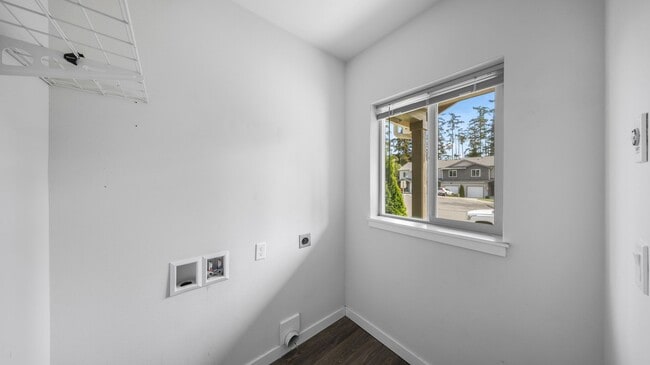 Building Photo - 3 Bed 2.5 Bath - Townhome - Ft Nugent Park...
