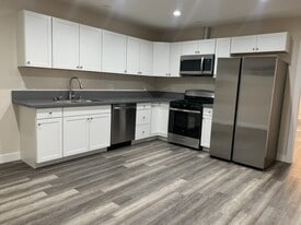 Building Photo - 6709 Sausalito Ave