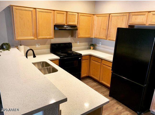 Building Photo - 2201 N Comanche Dr