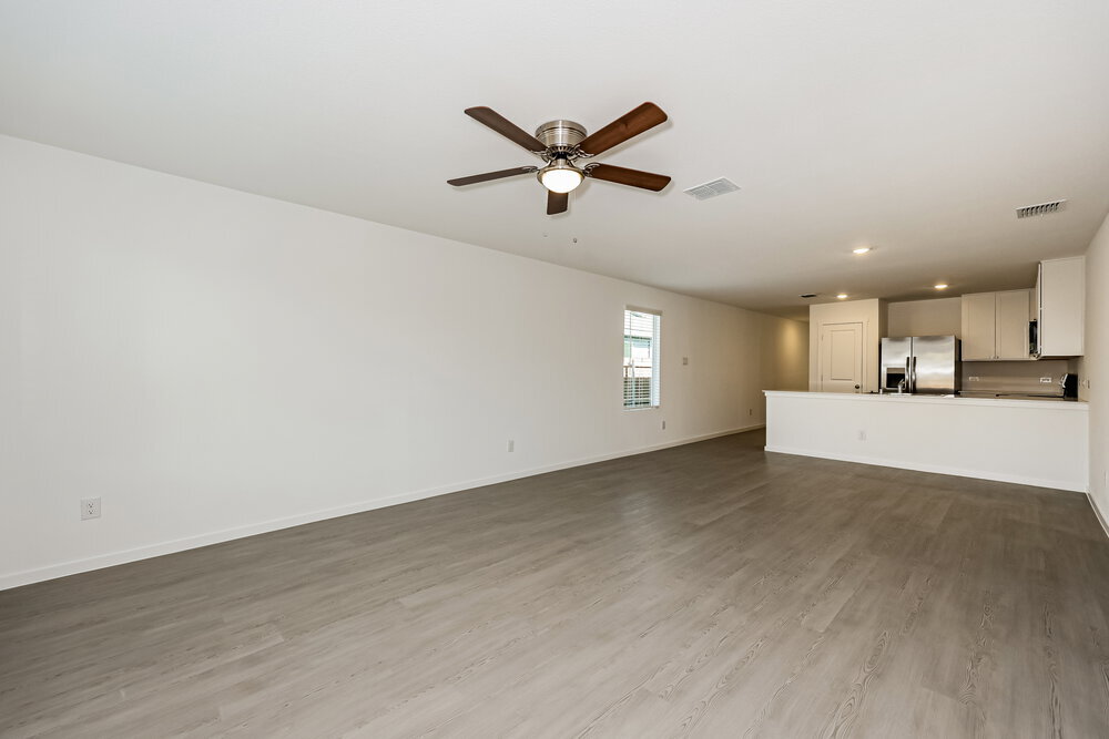 Building Photo - 122 Willow Wy