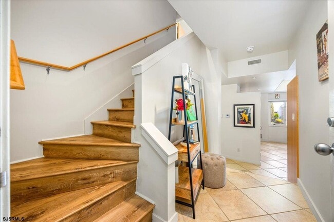 Building Photo - 7701 Atlantic Ave