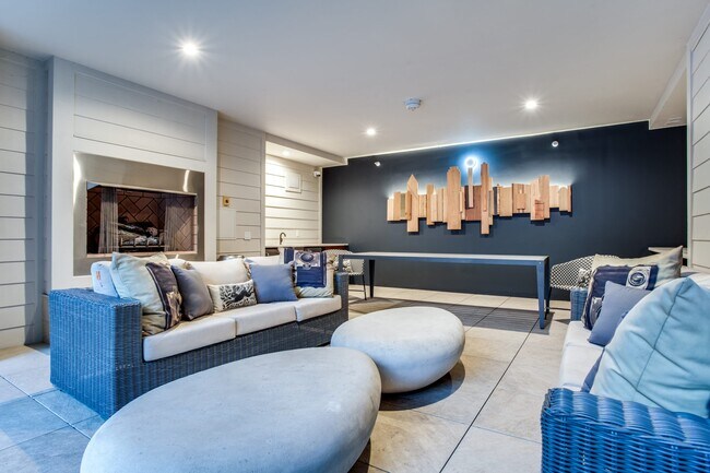 Building Photo - Vance at Bishop Union