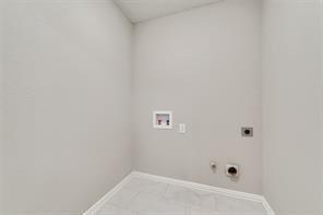 Building Photo - 612 Renee Ln