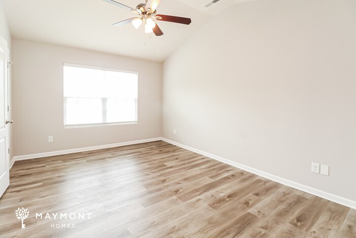 Building Photo - 4008 Everest Dr