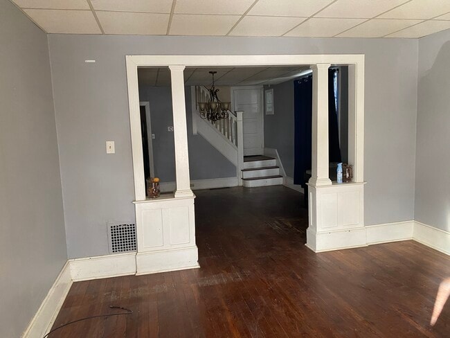 Building Photo - 1211 Wood St