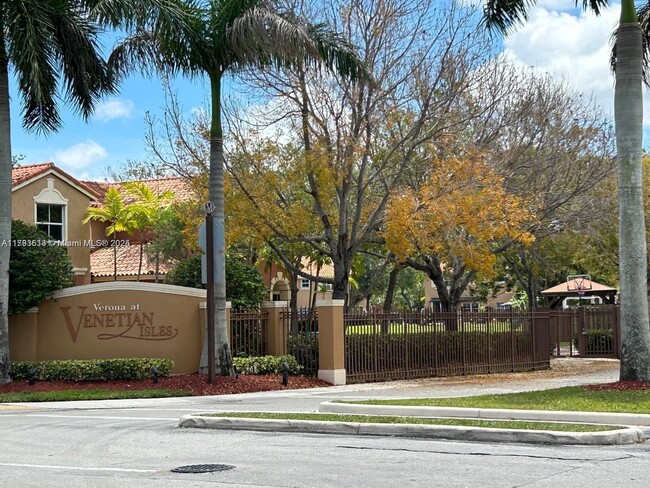 Building Photo - 3173 SW 153rd Pl