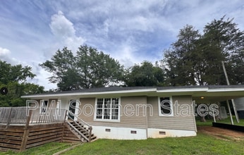 Building Photo - 110 Stone Creek Dr