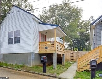 Building Photo - 1408 2nd Ave