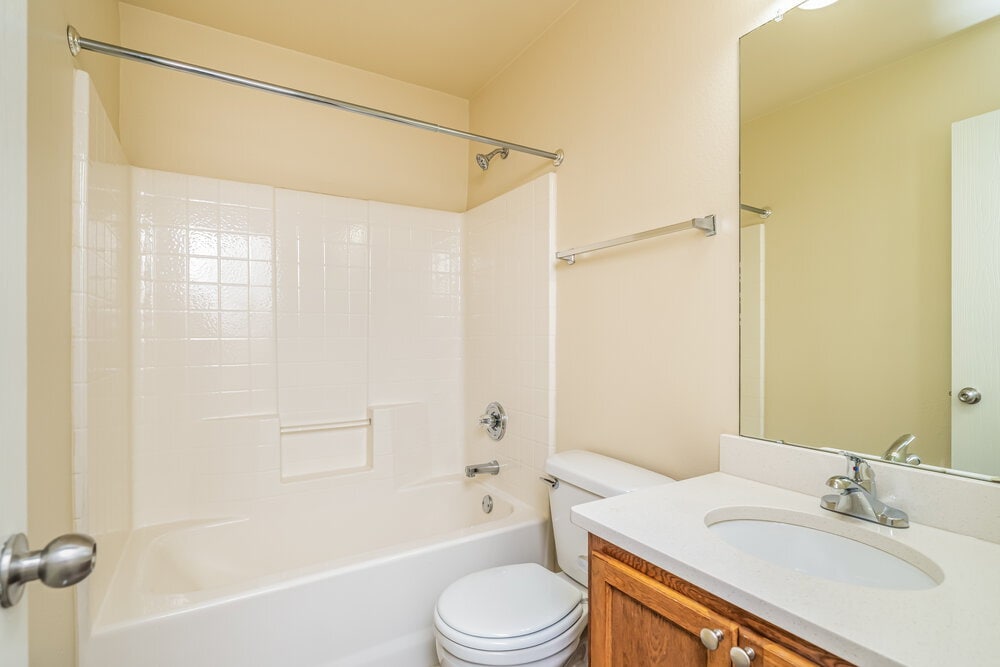 Building Photo - 1617 Bob Dr