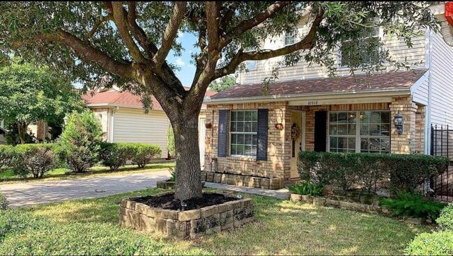 Building Photo - 10918 Vista Norte Ct