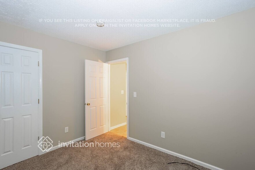 Building Photo - 9645 Melanie Thompson Dr