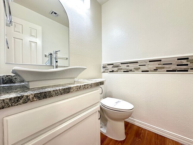 Building Photo - Cypress In The Hills At Summerlin By Lewis Homes