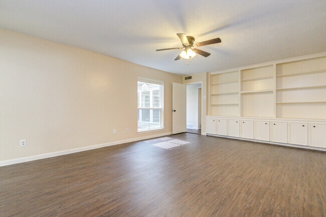 Master Bedroom - 3518 Covey Trail Dr