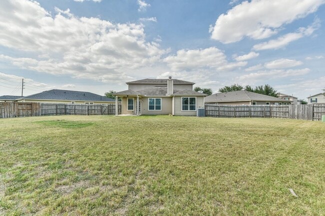 Building Photo - 18607 Shavano Ct