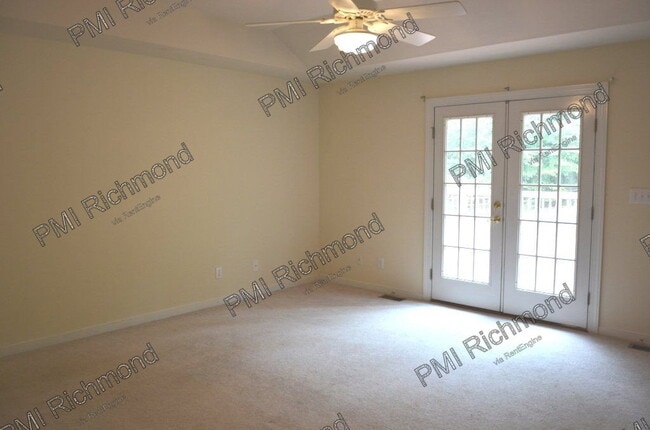 Building Photo - 12060 Hunters Hawk Ct