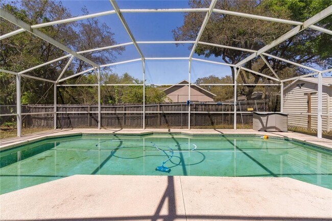 Building Photo - 40045 Palm St