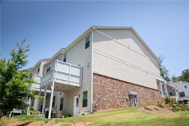 Building Photo - 339 Cherryhill Ln