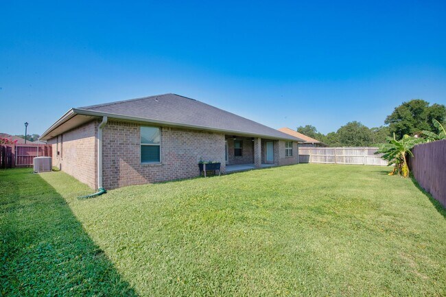 Building Photo - Designed for Living, Built for Entertaining