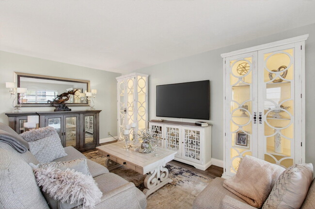 Building Photo - 292 Piedmont G