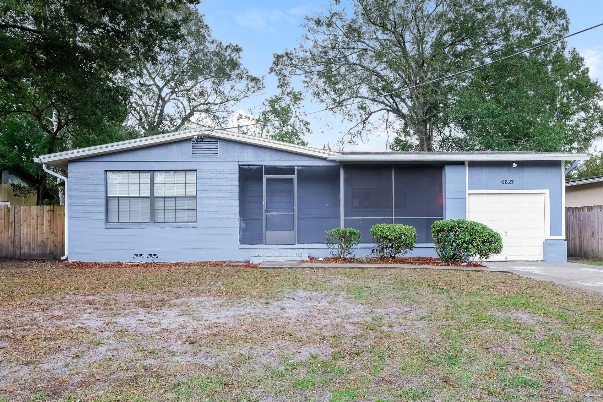 Building Photo - 6627 Almond Ave