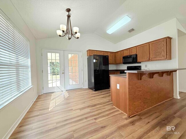 Building Photo - 7343 Franklin Square Ct