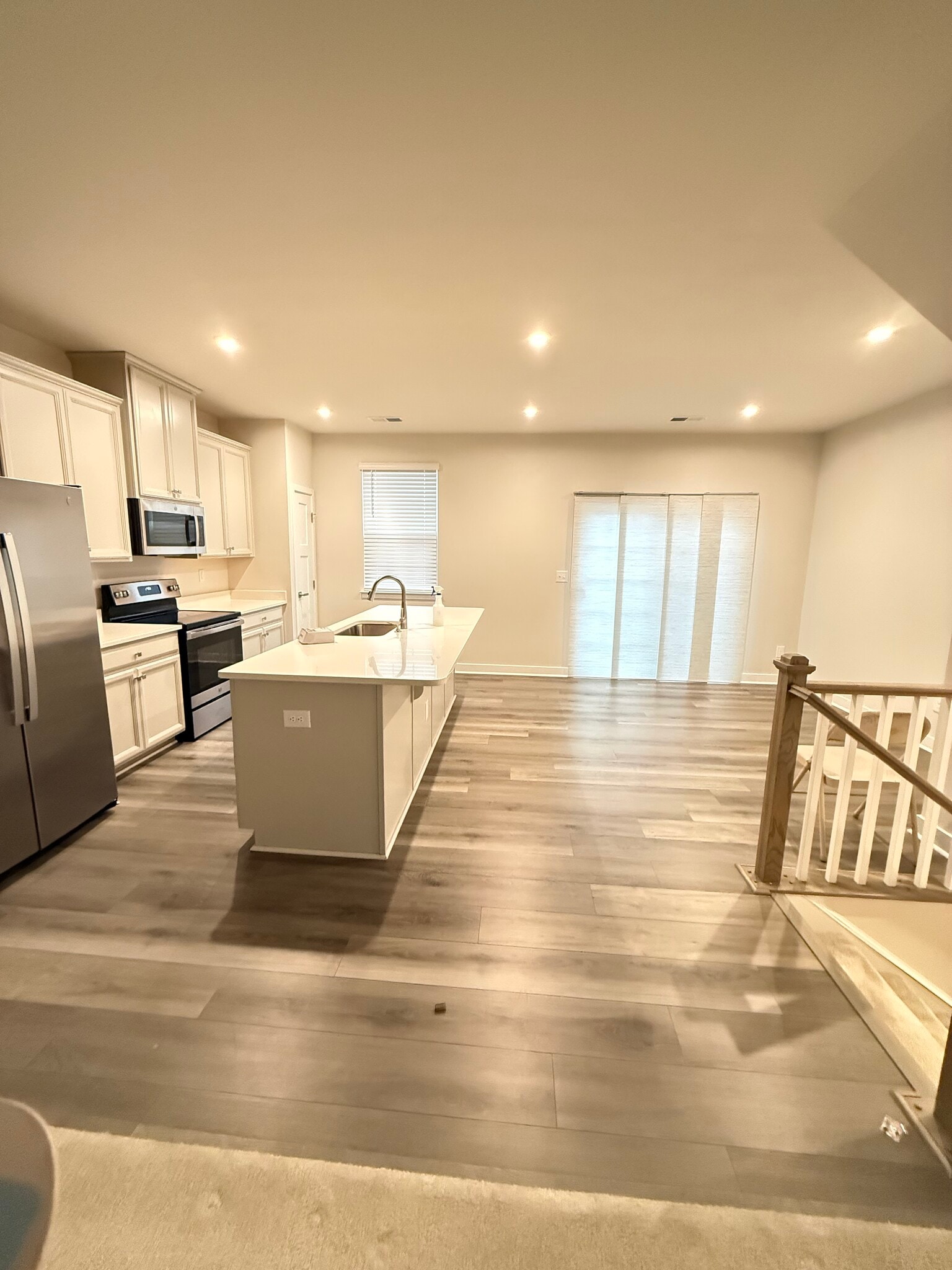 Building Photo - 2132 Autumn Cyprus Ave