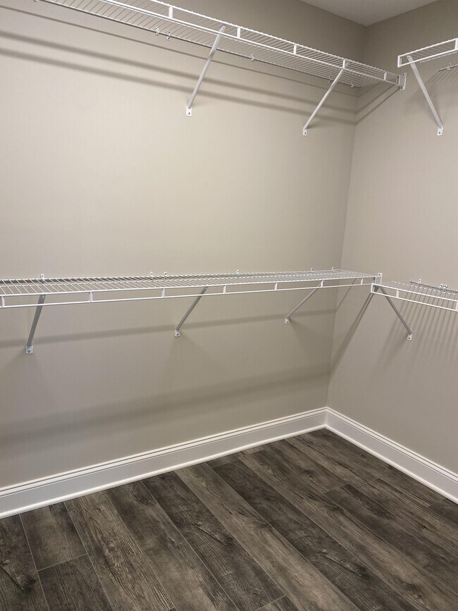 Building Photo - 7322 Ripple Creek Way