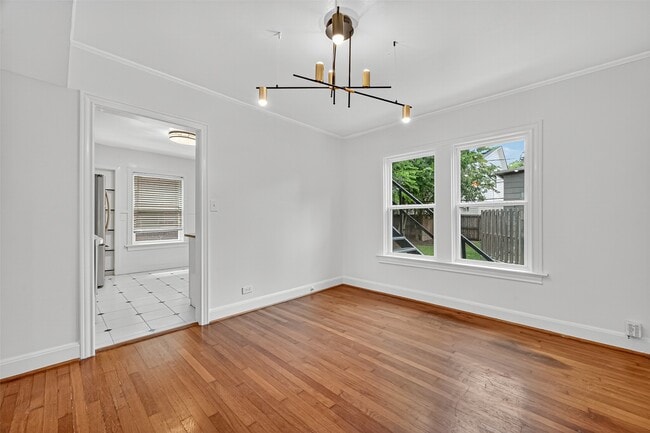Building Photo - 2328 McClendon St