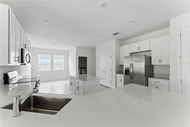 Building Photo - 2035 Rider Rain Ln