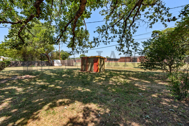 Building Photo - 3438 S Osage St