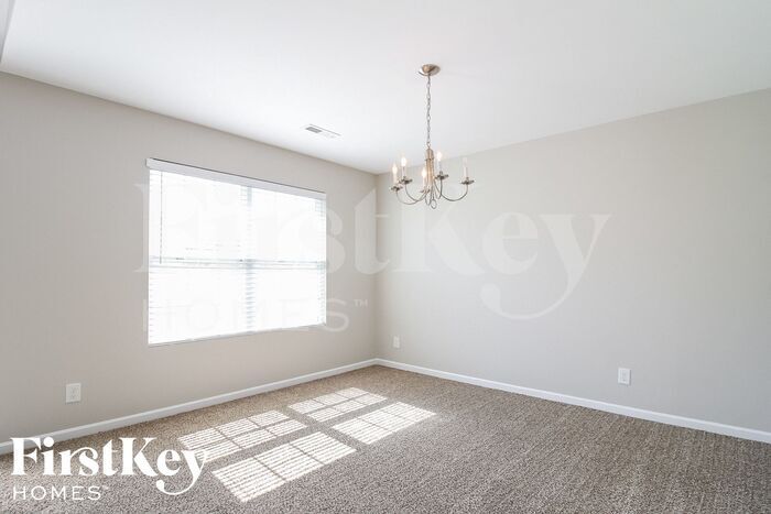 Building Photo - 4346 Creekdale Dr