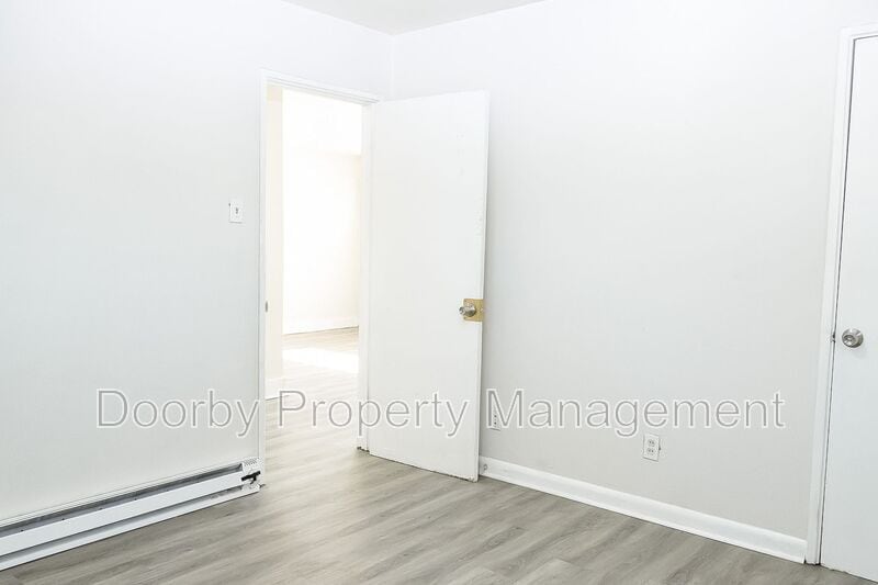 Building Photo - 45 Scruggs St