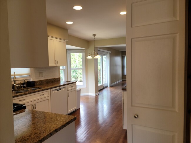 Kitchen - 2954 Partridge Ct