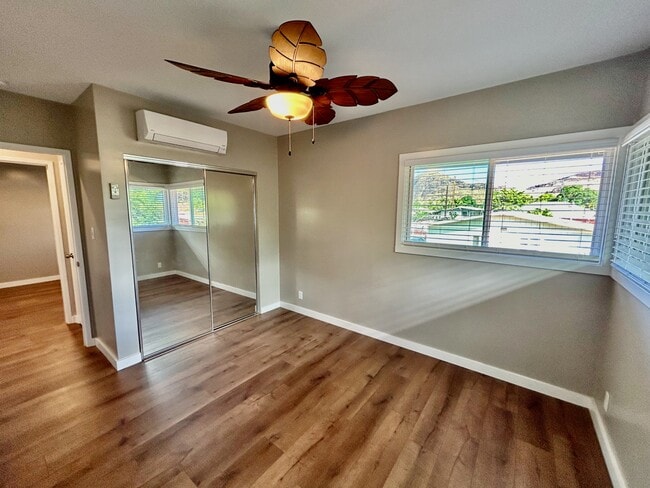 Building Photo - 87-228-228 Holomalia Pl