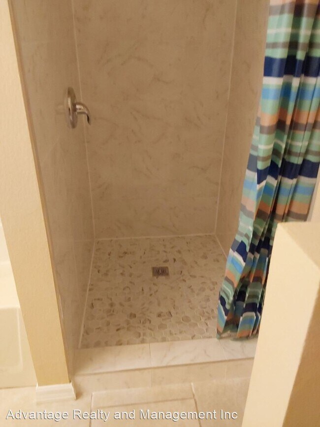 Building Photo - 4 br, 2 bath House - 12 Pineland Ln