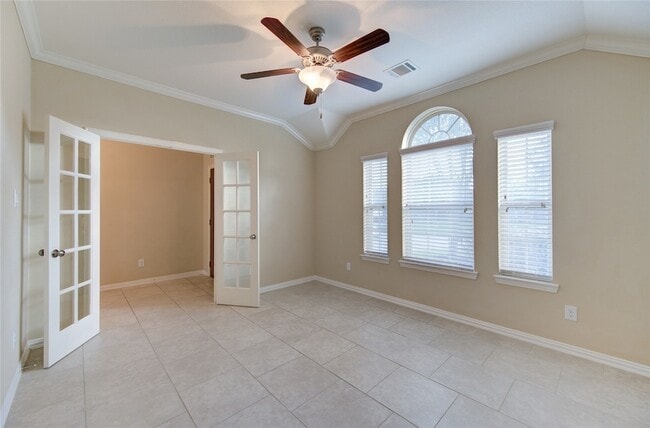 Building Photo - 6519 Point Hollow Ln