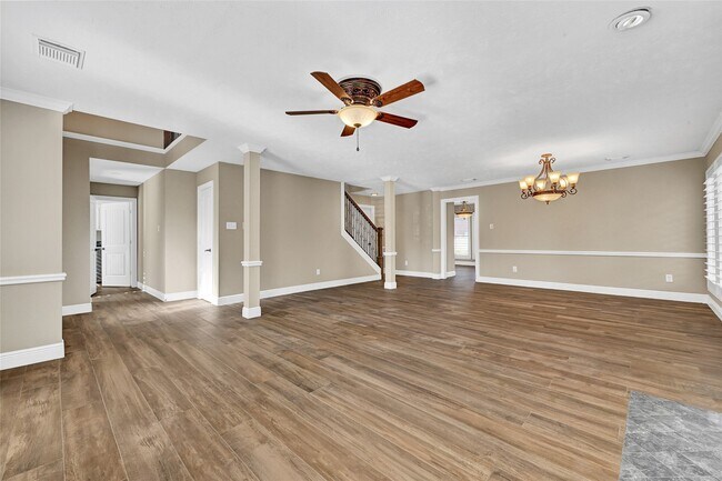 Building Photo - 19810 Bambiwoods Ct