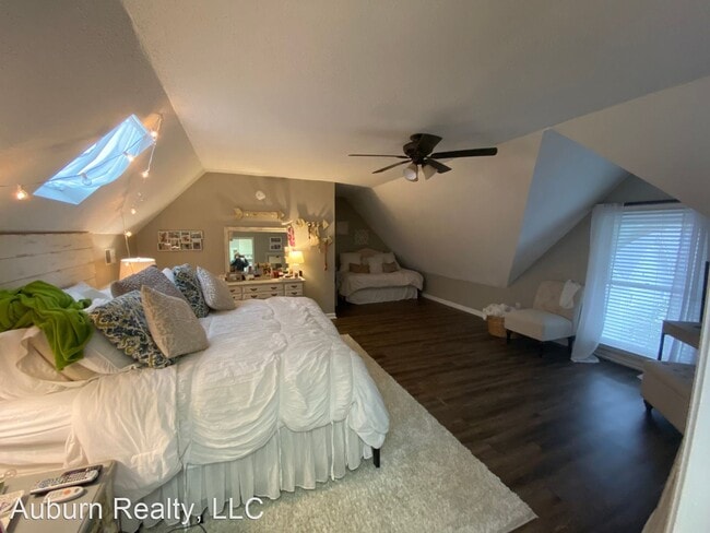 Building Photo - 2 br, 2 bath House - Campus Courtyard @ Ma...