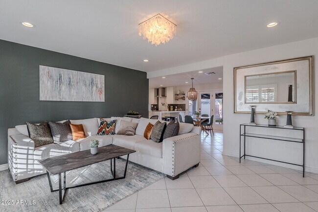 Building Photo - 8263 E Cypress St