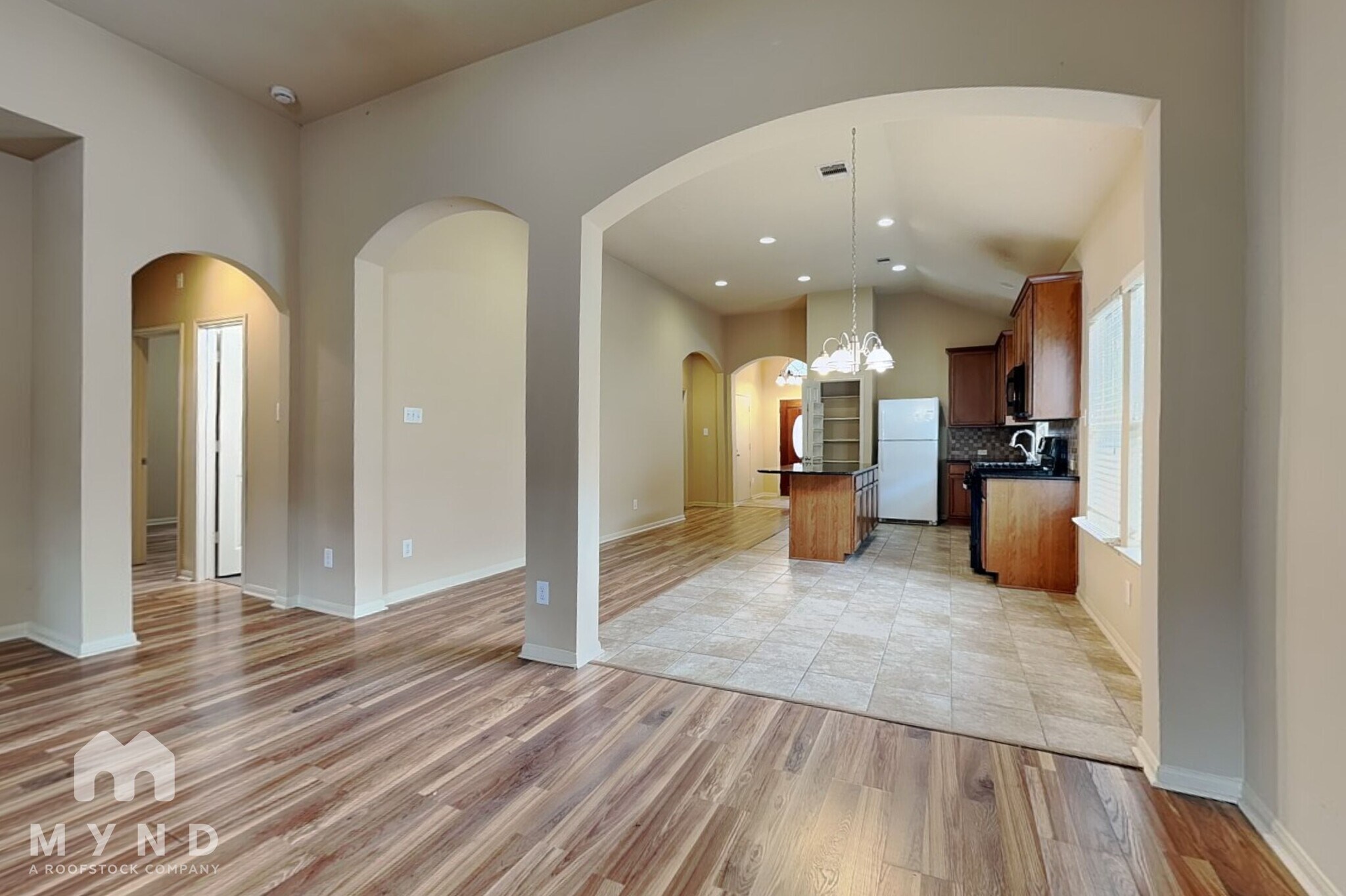 Building Photo - 1411 Cameron Park Ln